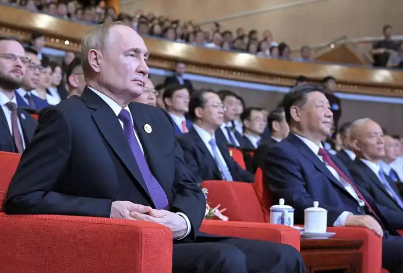 vladimir putin e xi jinping a pechino