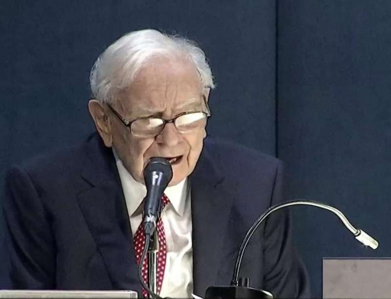 warren buffett assemblea degli azionisti di berkshire hathaway 2