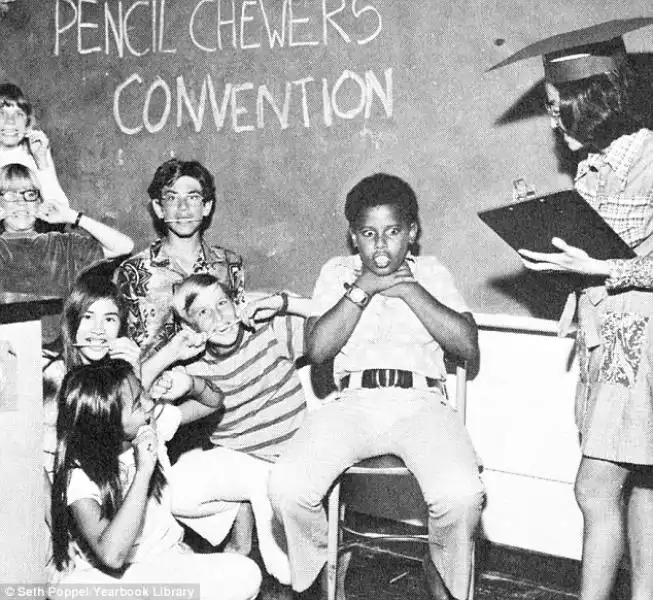 BARACK OBAMA DURANTE UNA RECITA SCOLASTICA 