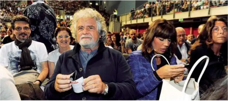 BEPPE GRILLO AL CONCERTO DI ZUCCHERO A GENOVA jpeg