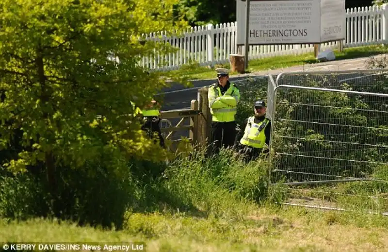 BILDERBERG L ARRIVO E LE MISURE DI SICUREZZA AL WATFORD HOTEL 