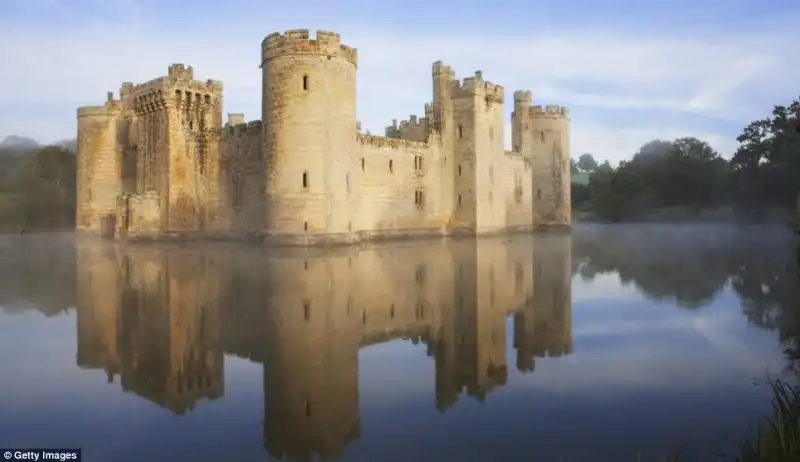 CASTELLO DI BODIAM NELLEAST SUSSEX 