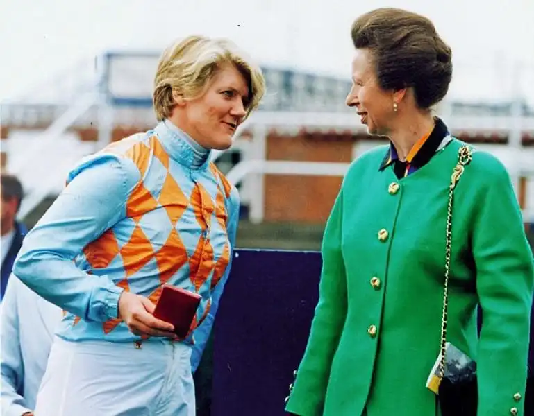 CLARE BALDING CON LA PRINCIPESSA ANNA 