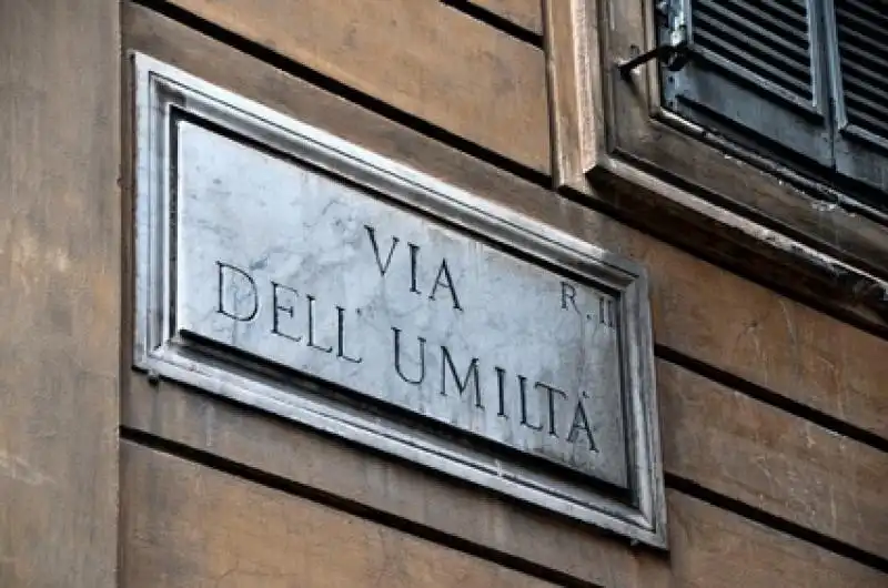 Via dell Umilta Roma 