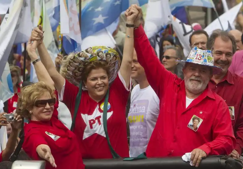 DILMA ROUSSEFF E LULA FOTO LAPRESSE 