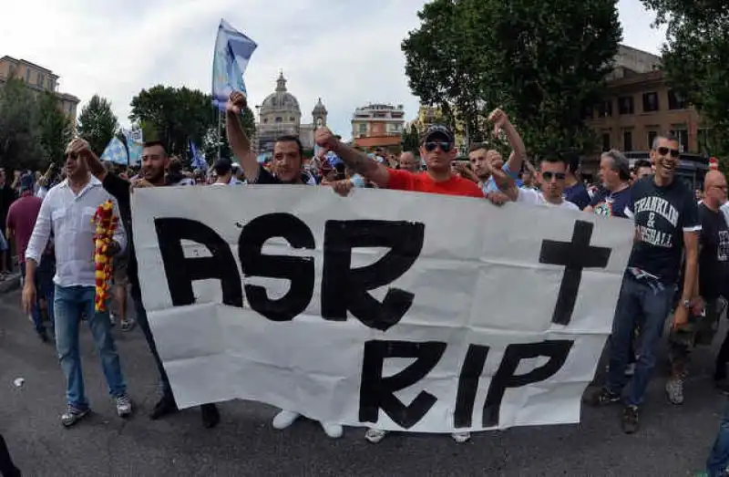 Funerali Roma Foto Mezzelani GMT 