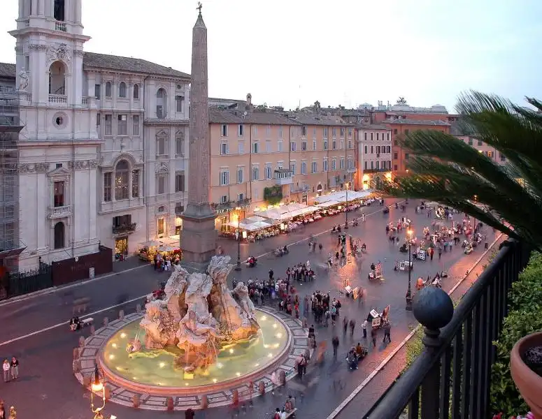 PIAZZA NAVONA 