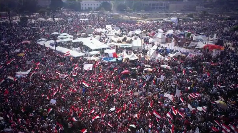 PROTESTE CONTRO MORSI A PIAZZA TAHRIR