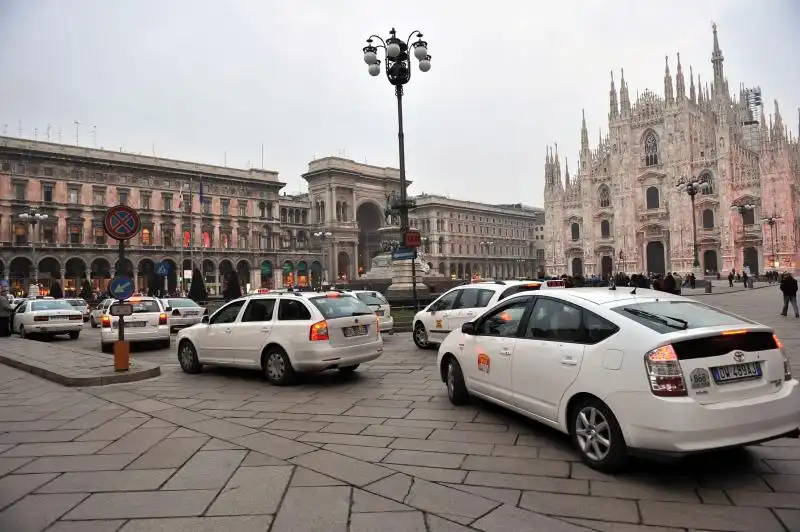 TAXI MILANO 