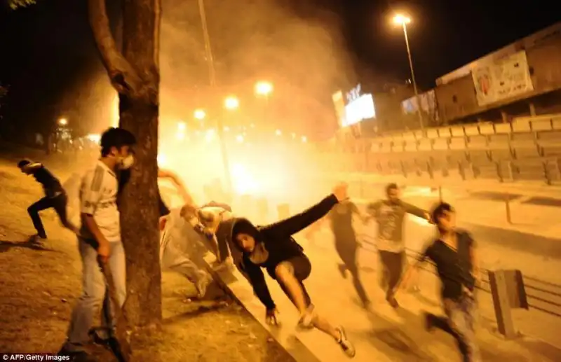 TURCHIA PROTESTE E SCONTRI A PIAZZA TAKSIM 