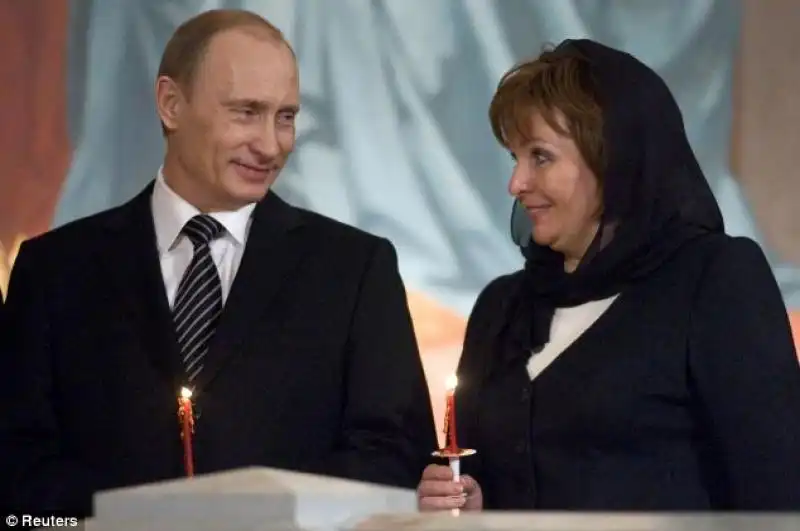 VLADIMIR PUTIN E LYUDMILA 