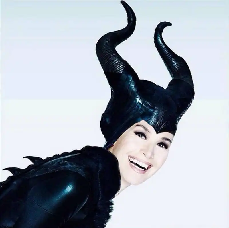 barbara d urso in versione malefica di maleficient