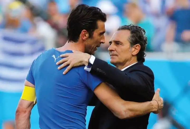 BUFFON PRANDELLI MONDIALI 2014