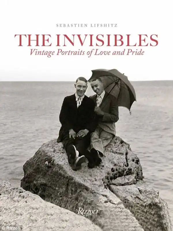 copertina libro the invisibles