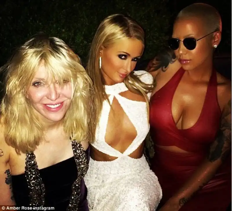 courtney love, paris hilton e amber rose