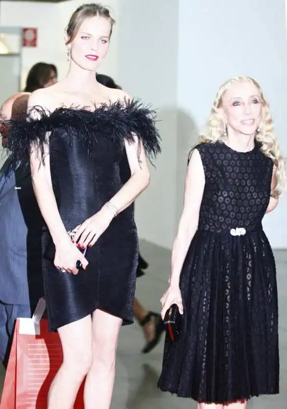 eva herzigova franca sozzani foto lapresse