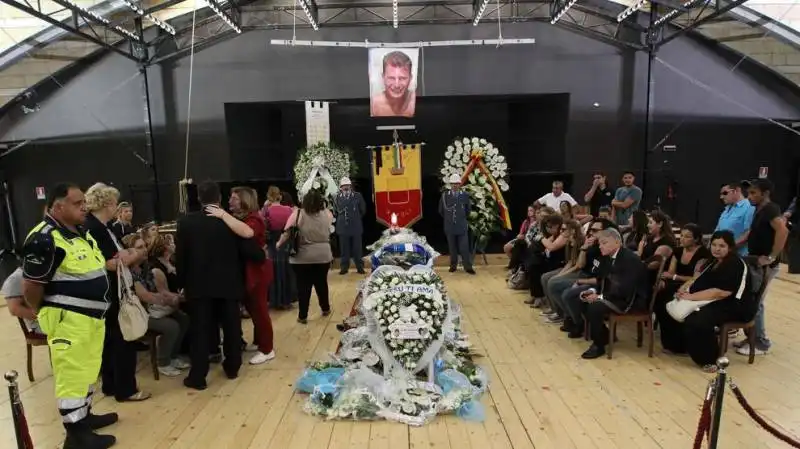  funerali di ciro esposito