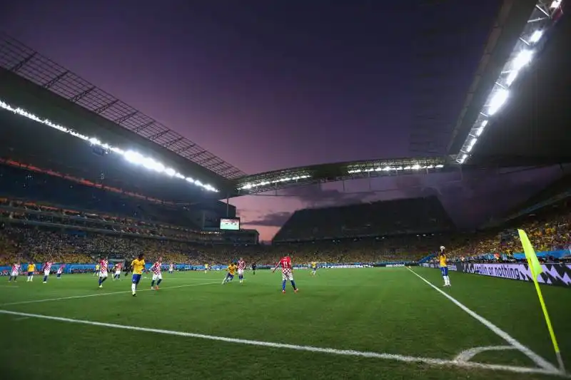 il tramonto durante la partita di esordio a san paolo