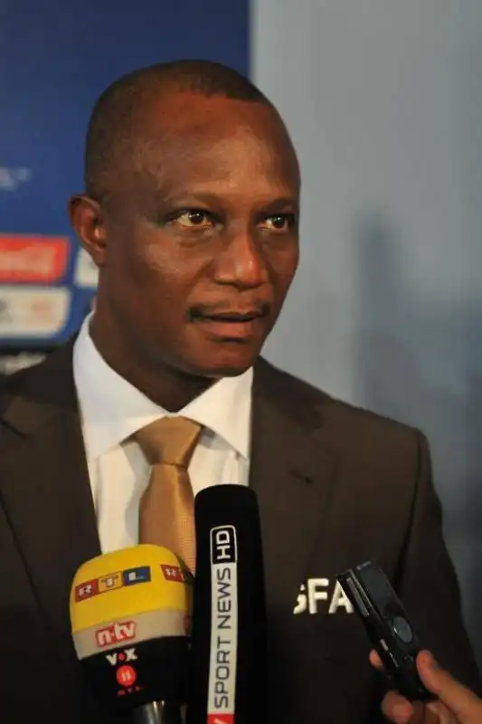 james akwasi appiah nei panni di allenatore del ghana