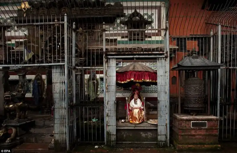 kumari sul trono al matya festival