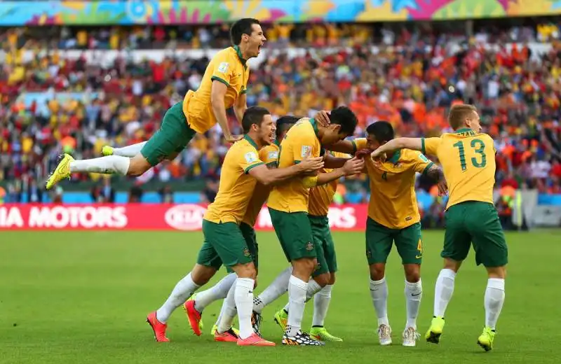 l australia festeggia un gol all olanda