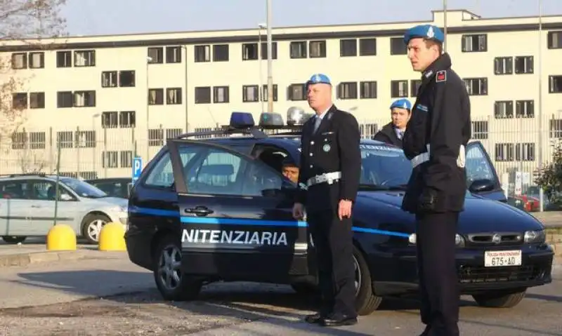 polizia penitenziaria 