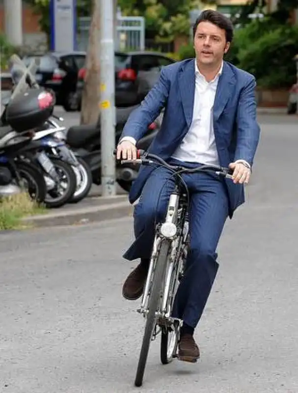 renzi bicicletta