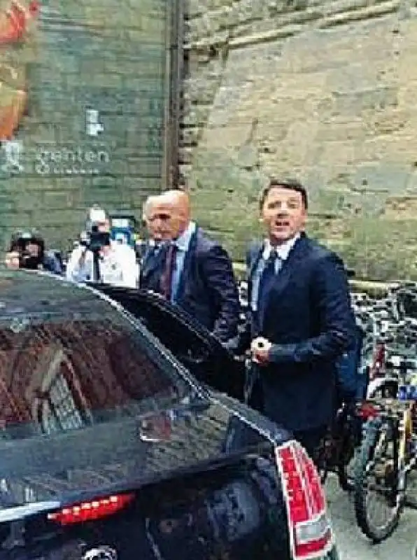 renzi pittibimbo dice no all'auto blu  3