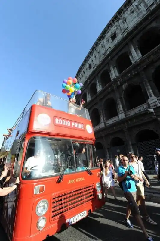 roma pride 2014   carro roma pride   138