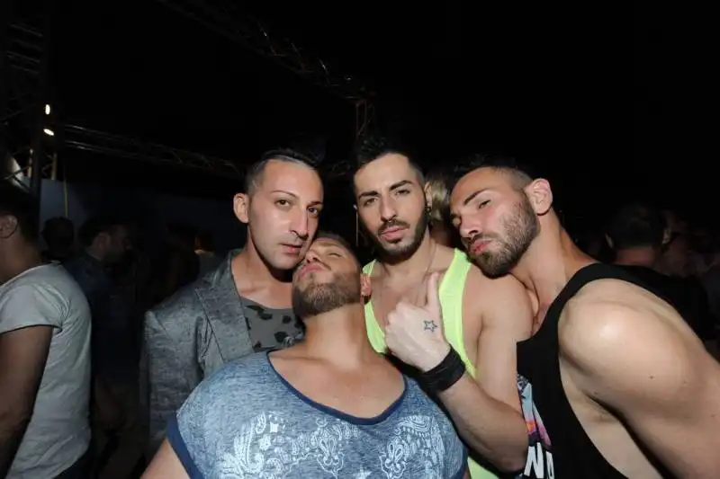 tutti al pride party (37)