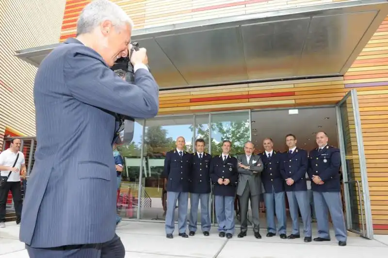 vittorio rizzi fotografa i suoi collaboratori con barillari