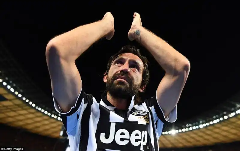 FINALE DI CHAMPIONS - BARCELLONA JUVENTUS - LE LACRIME DI ANDREA PIRLO