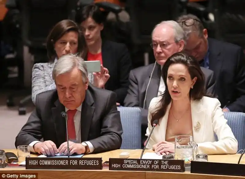 angelina parla all'onu