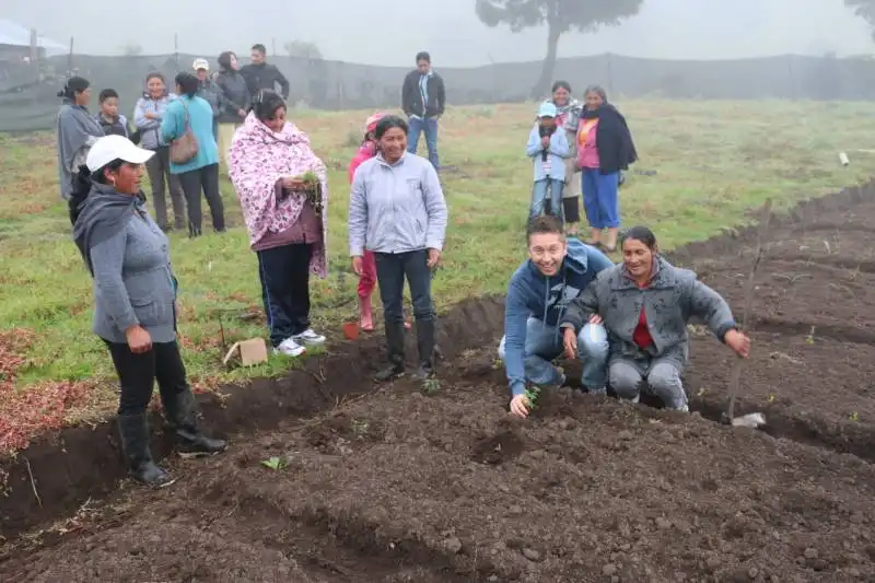 gianluca mech in ecuador (26)