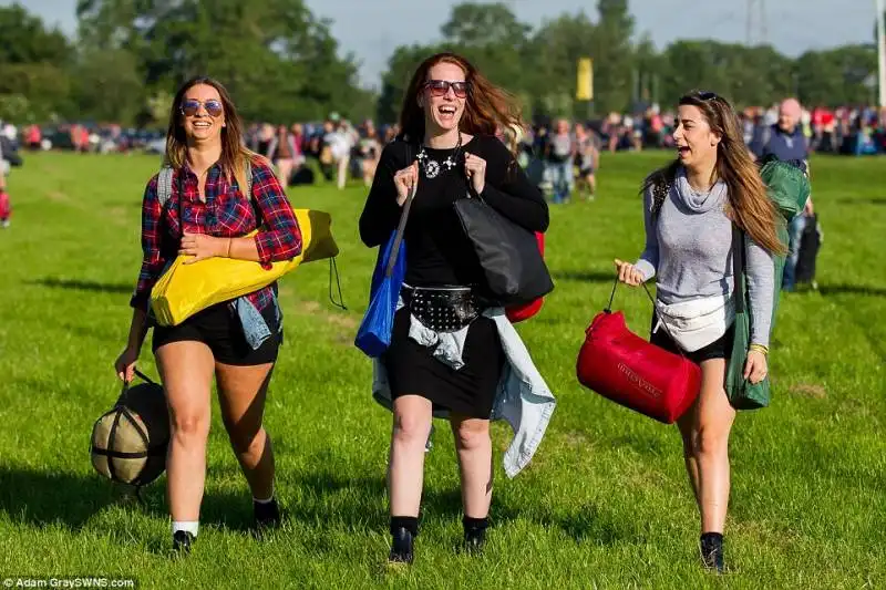 glastonbury festival 19