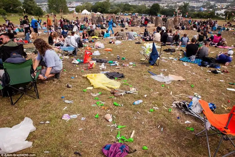 glastonbury   la fine12