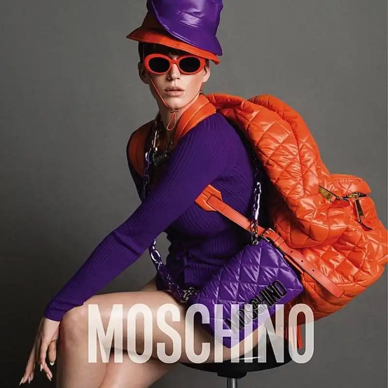 katy perry per moschino