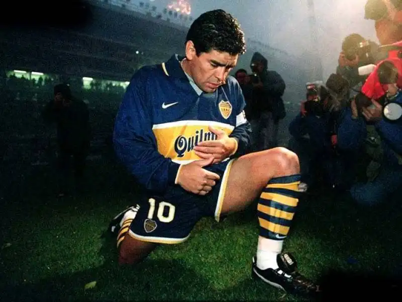 MARADONA AL BOCA JUNIORS 