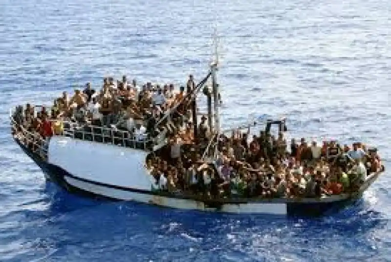 MIGRANTI SCAFISTI 1