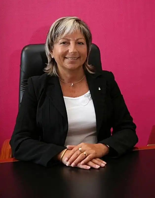 NATACHA BOUCHART SINDACO CALAIS