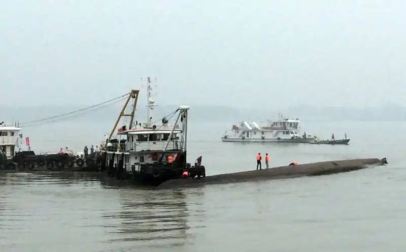 nave fiume yangtze 4