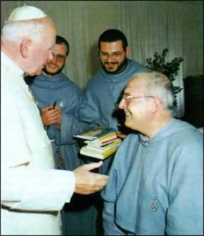 PADRE STEFANO MANELLI