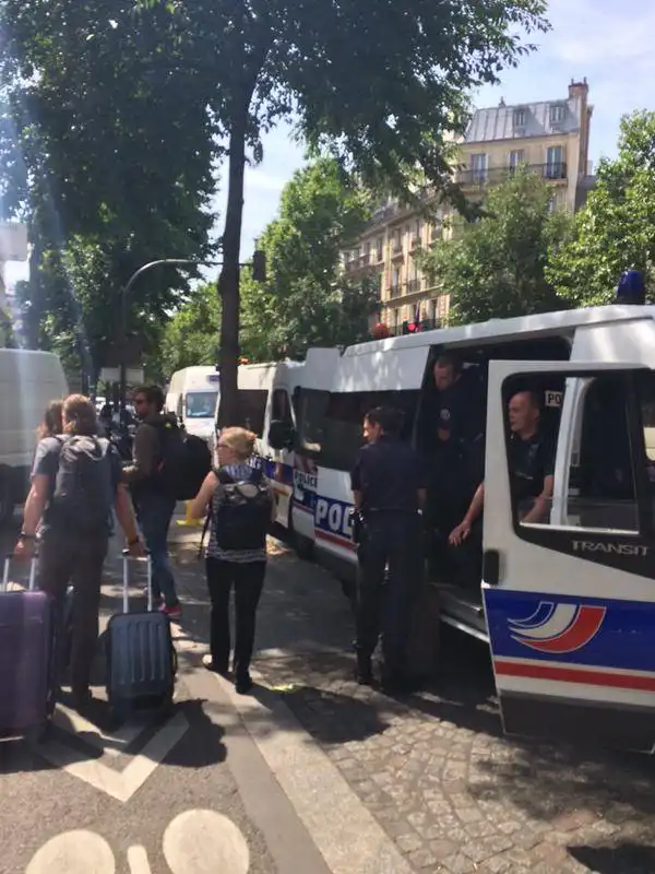 tassisti francesi contro uberpop  11