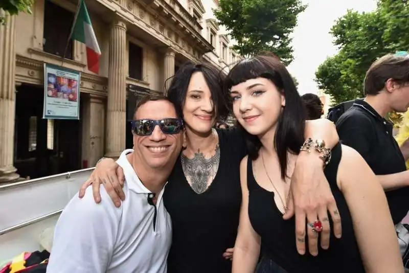 angelo perrone asia argento con la figlia annalu