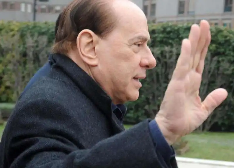 BERLUSCONI RICOVERATO