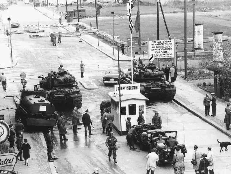 checkpoint charlie 2