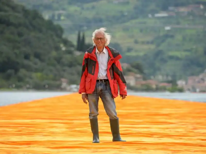 CHRISTO