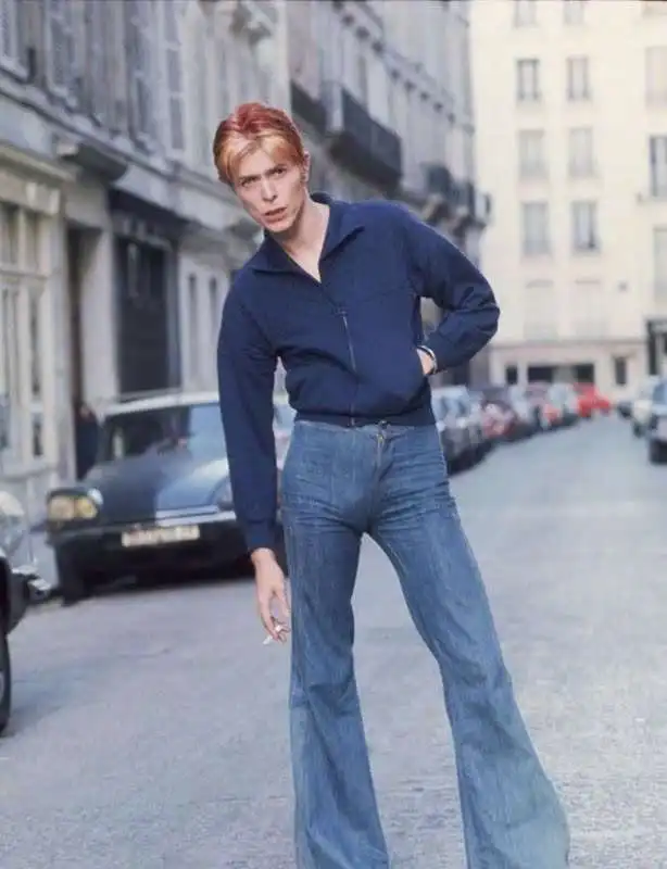 david bowie jeans attillati