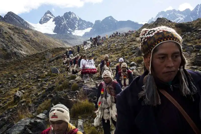 gli ukus vanno verso il ghiacciaio peruviano