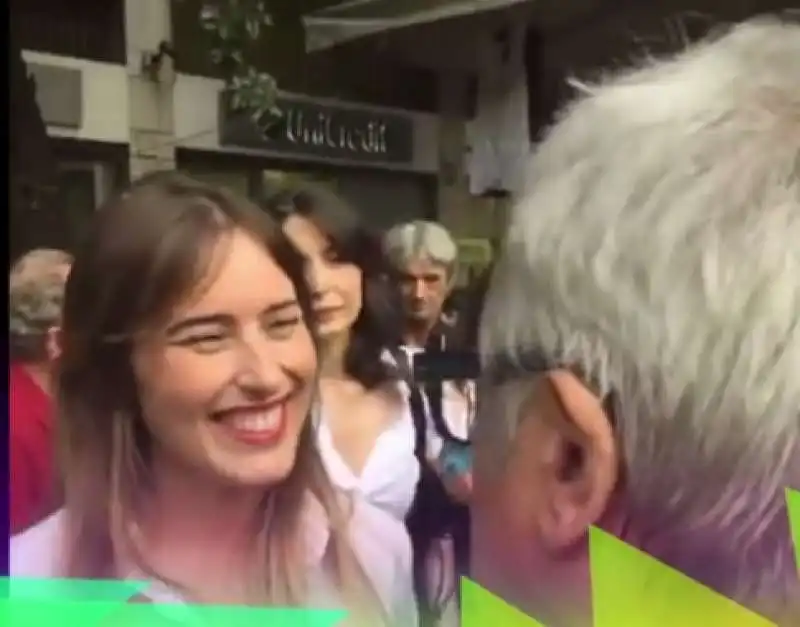 maria elena boschi tra i banchetti pro giachetti all eur  4